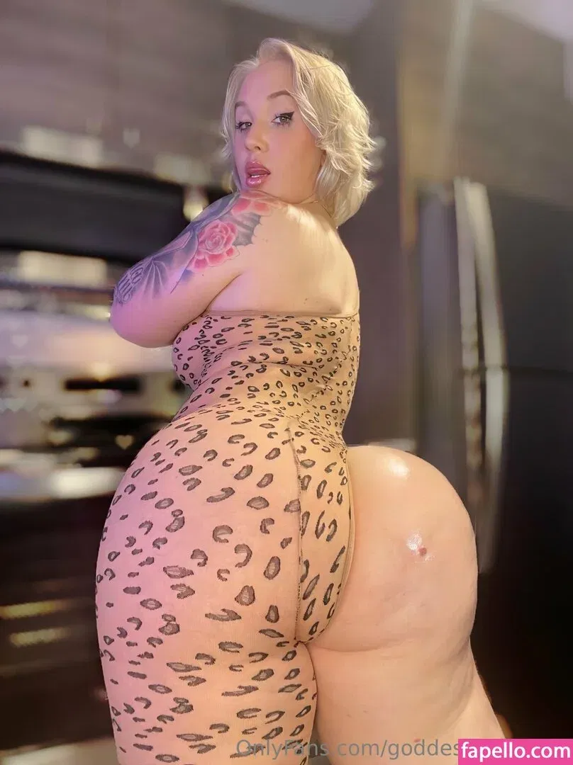 goddess_toveyah Onlyfans Photo Gallery 