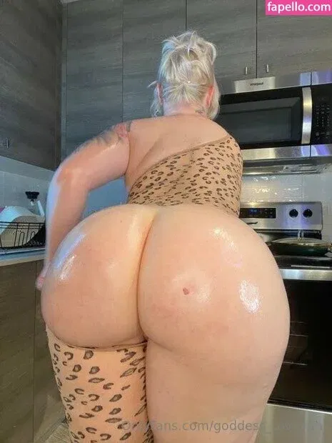 goddess_toveyah Onlyfans Photo Gallery 