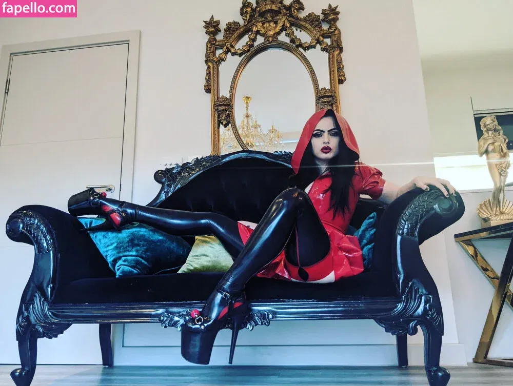 Empress Poison Onlyfans Photo Gallery 