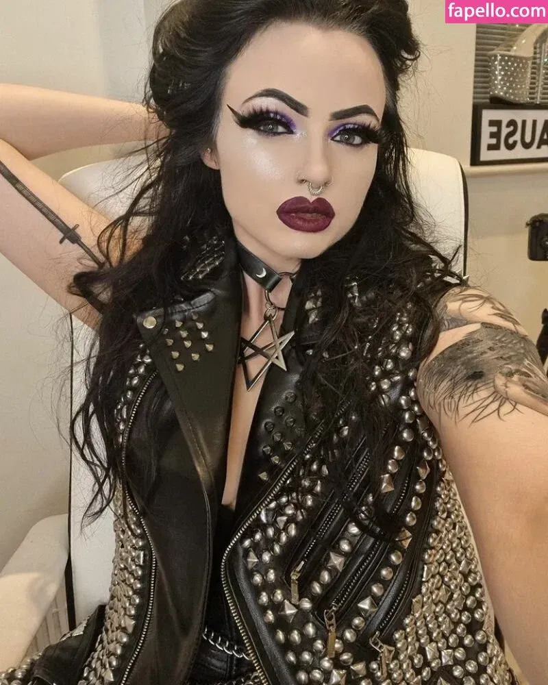 Empress Poison Onlyfans Photo Gallery 
