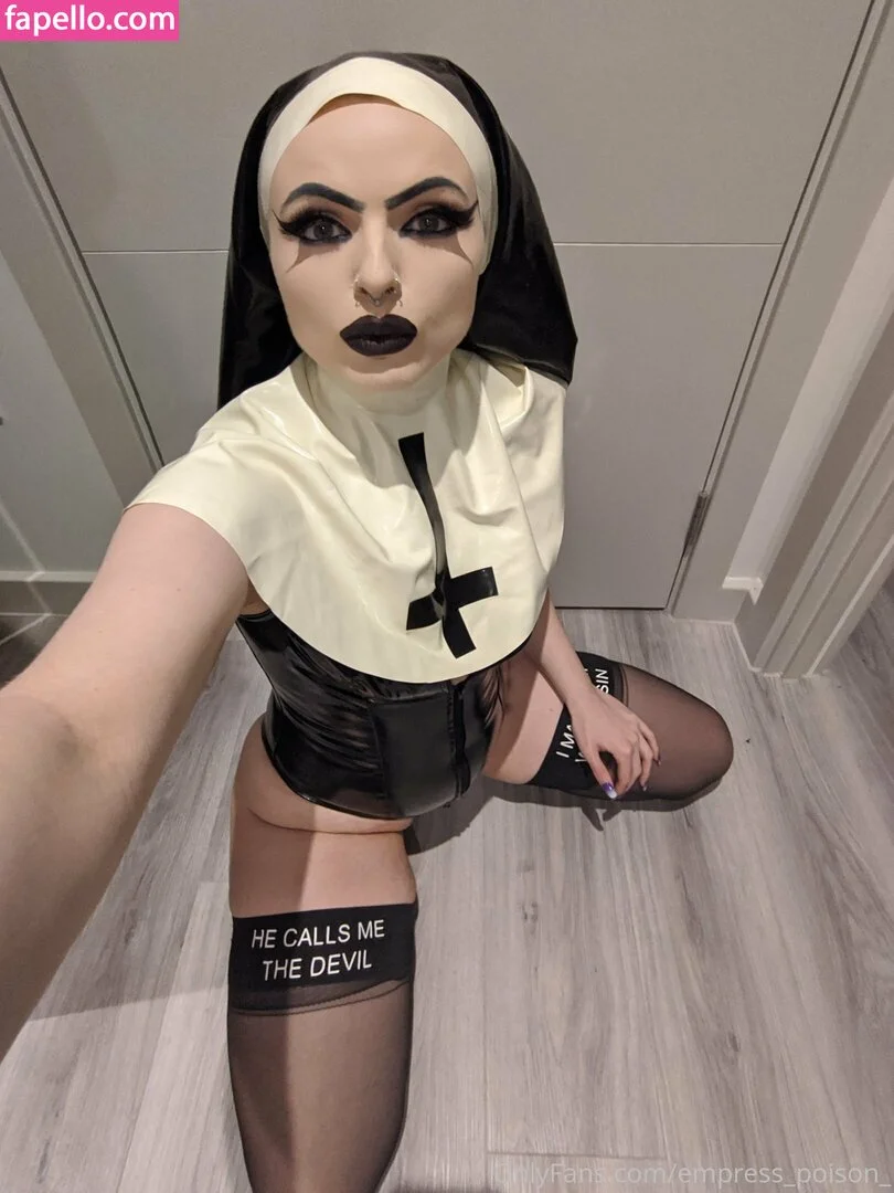 Empress Poison Onlyfans Photo Gallery 