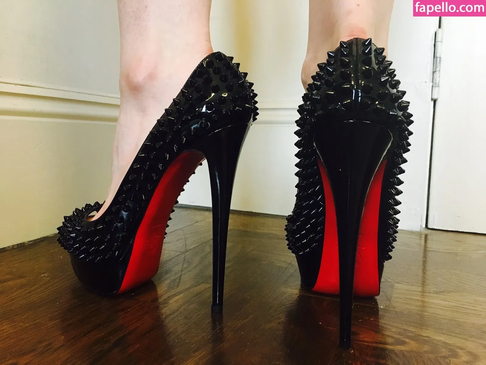 Empress Poison Onlyfans Photo Gallery 