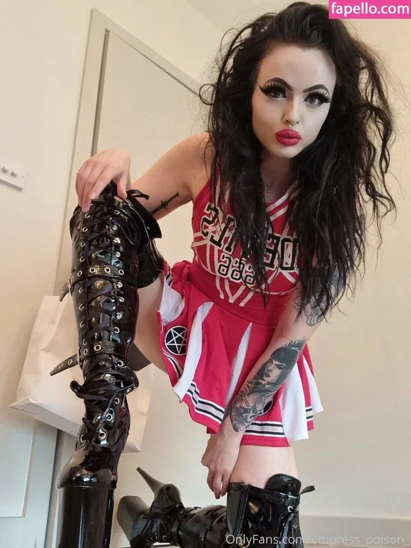 Empress Poison Onlyfans Photo Gallery 