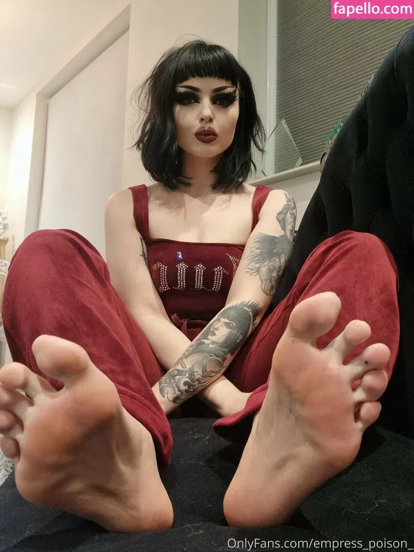 Empress Poison Onlyfans Photo Gallery 