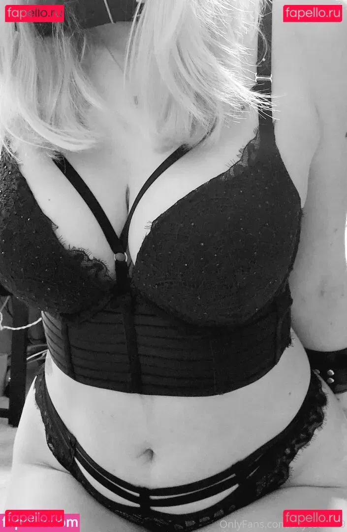 skyestone9 Onlyfans Photo Gallery 