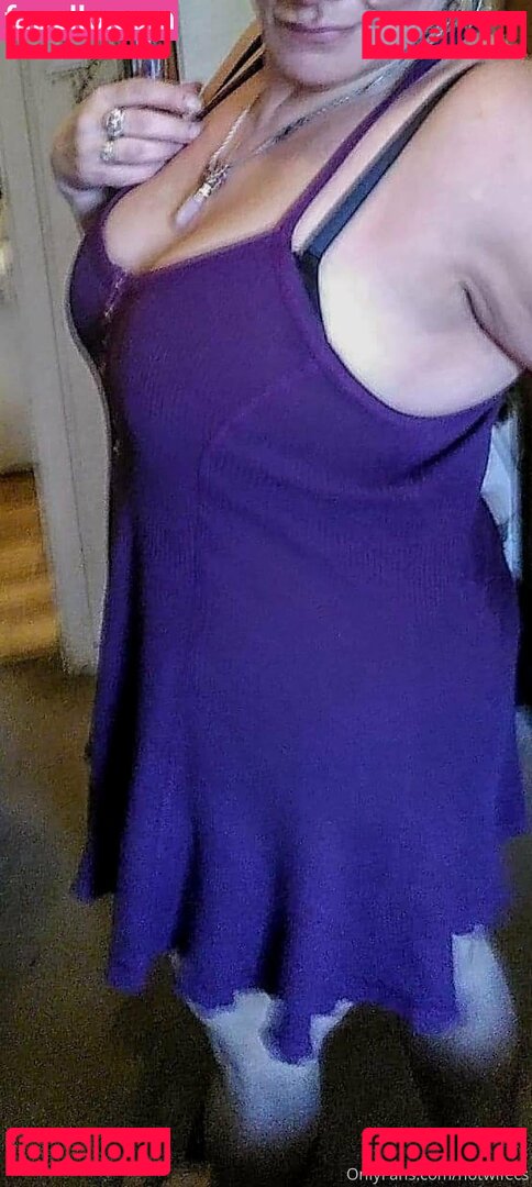 hotwifecs Nude Onlyfans Photo 9