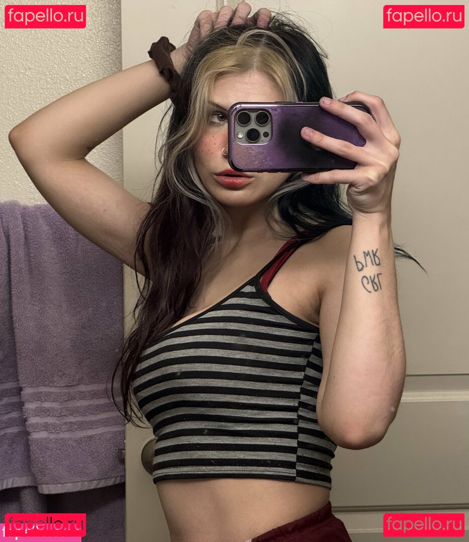 Smollbabey Nude Onlyfans Photo 3