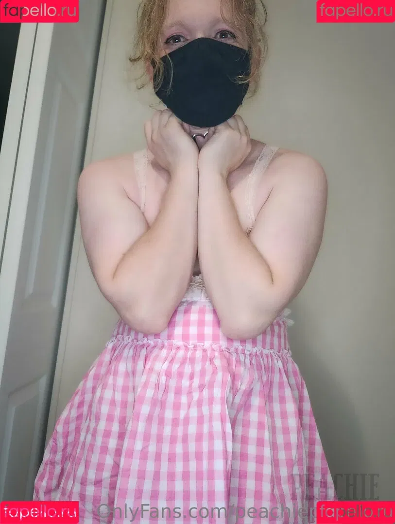 peachiepremium Onlyfans Photo Gallery 