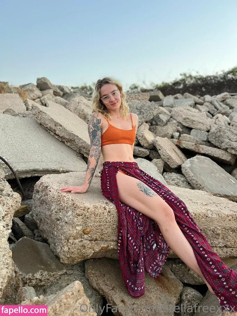 stellafreexxx Onlyfans Photo Gallery 