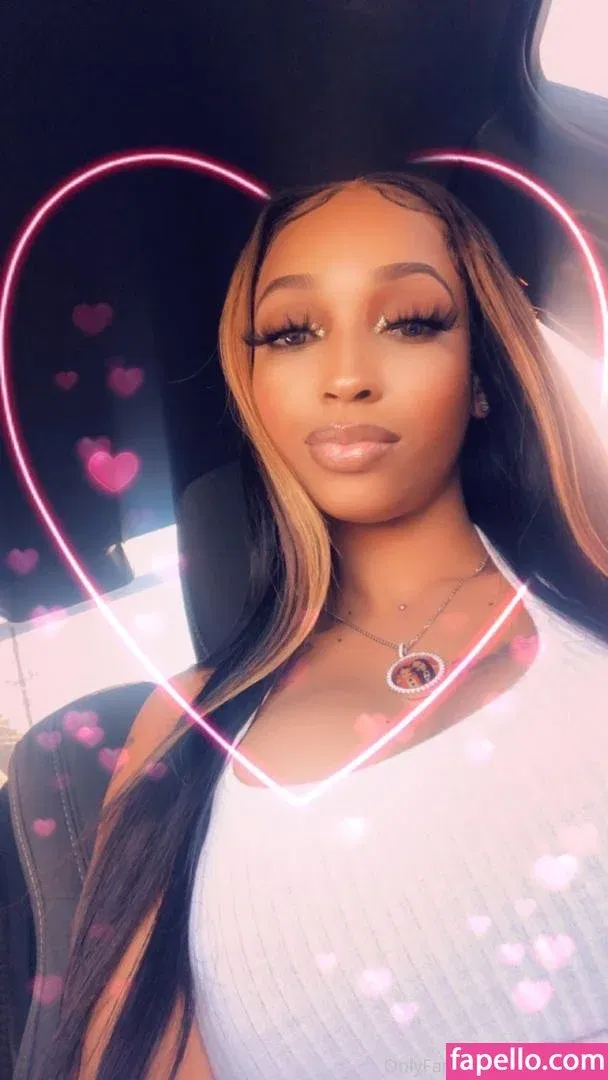 Shethickyyy Onlyfans Photo Gallery 