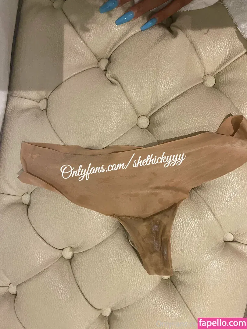 Shethickyyy Onlyfans Photo Gallery 