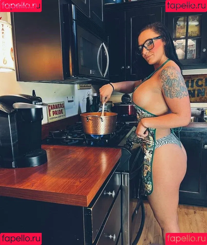 Country.Rae Onlyfans Photo Gallery 