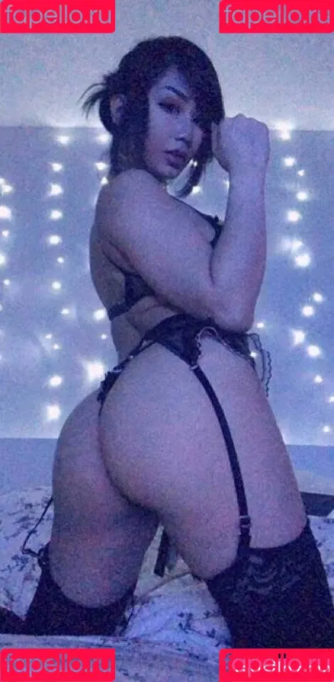 Mobilesuitstella Onlyfans Photo Gallery 