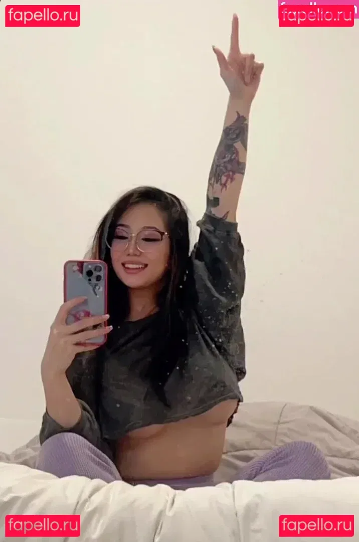 Mobilesuitstella Onlyfans Photo Gallery 