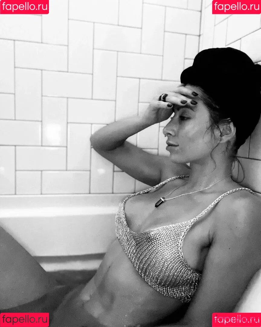 Casey Samsel Onlyfans Photo Gallery 