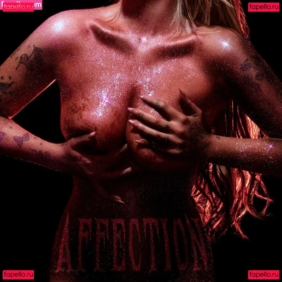 Chrissy Chlapecka Onlyfans Photo Gallery 