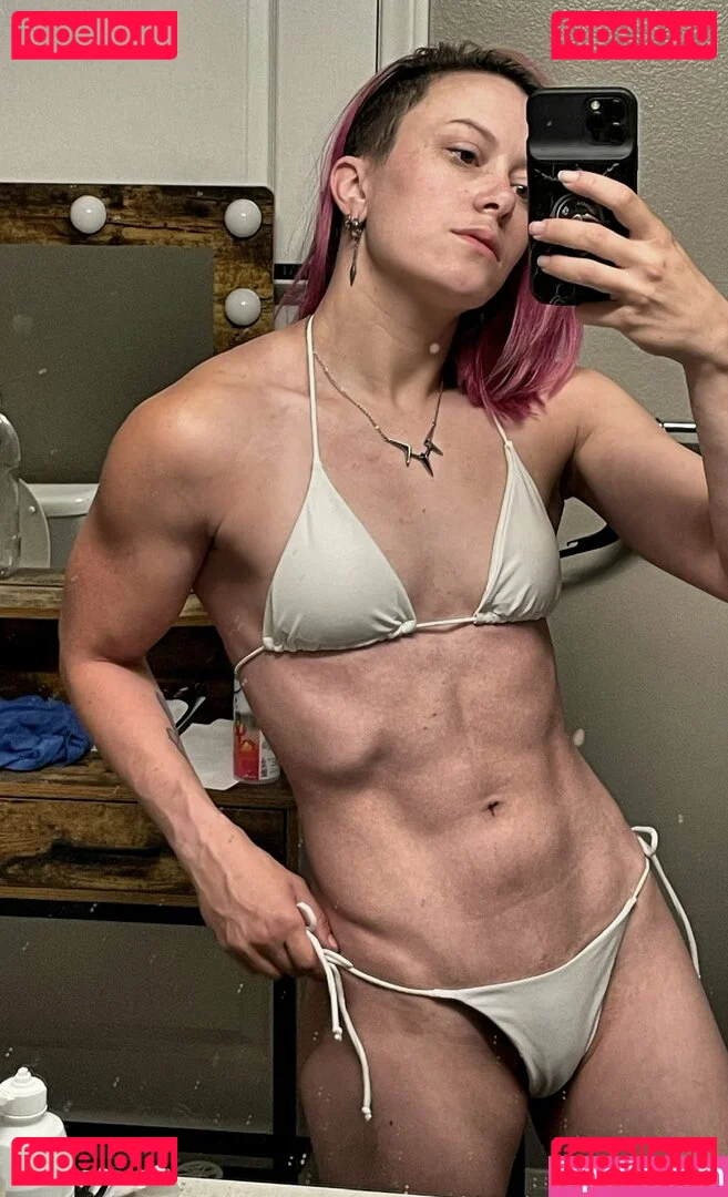 Claire Max Onlyfans Photo Gallery 