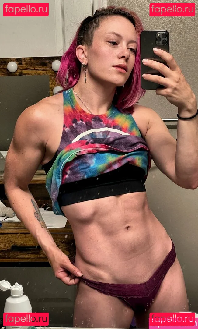 Claire Max Onlyfans Photo Gallery 