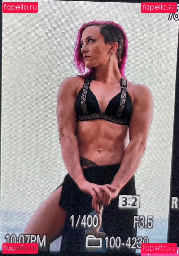 Claire Max Onlyfans Photo Gallery 