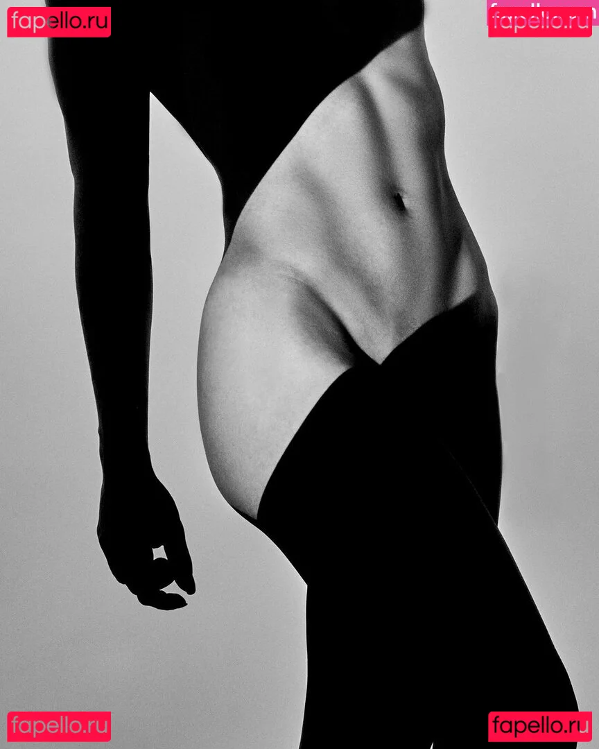 Claire Max Onlyfans Photo Gallery 