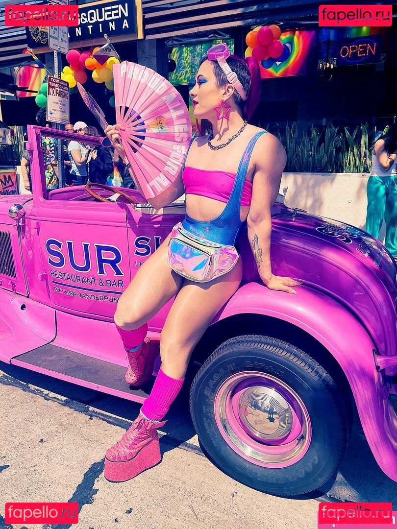 Claire Max Onlyfans Photo Gallery 