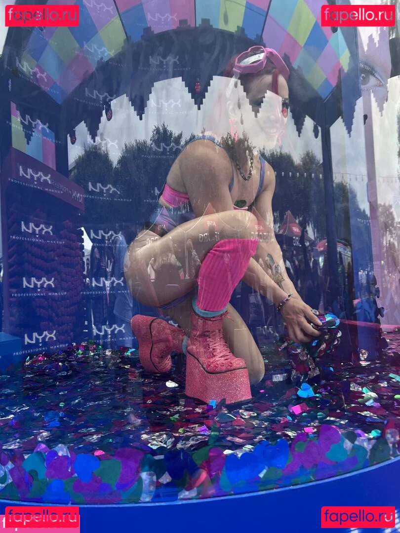 Claire Max Onlyfans Photo Gallery 