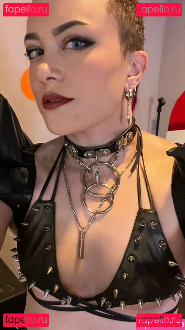 Claire Max Onlyfans Photo Gallery 