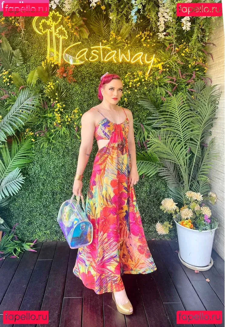 Claire Max Onlyfans Photo Gallery 