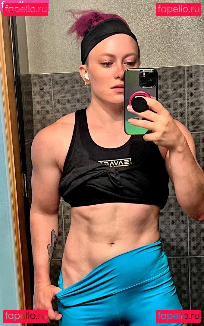 Claire Max Onlyfans Photo Gallery 