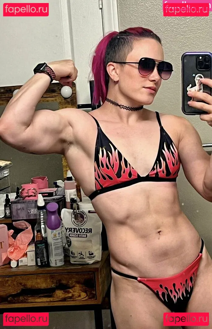 Claire Max Onlyfans Photo Gallery 