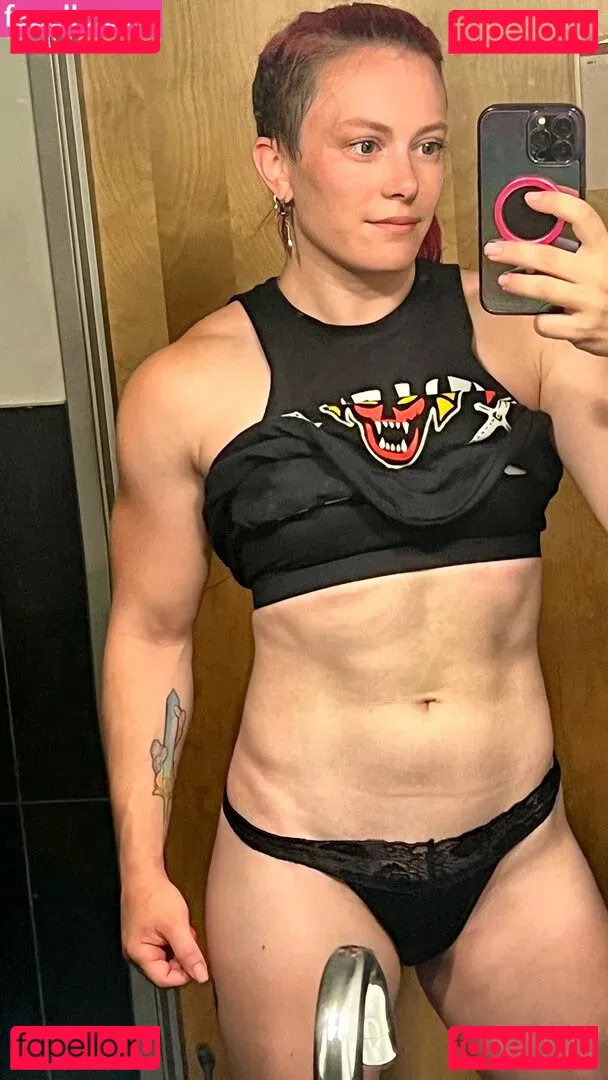 Claire Max Onlyfans Photo Gallery 