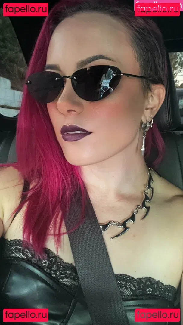 Claire Max Onlyfans Photo Gallery 