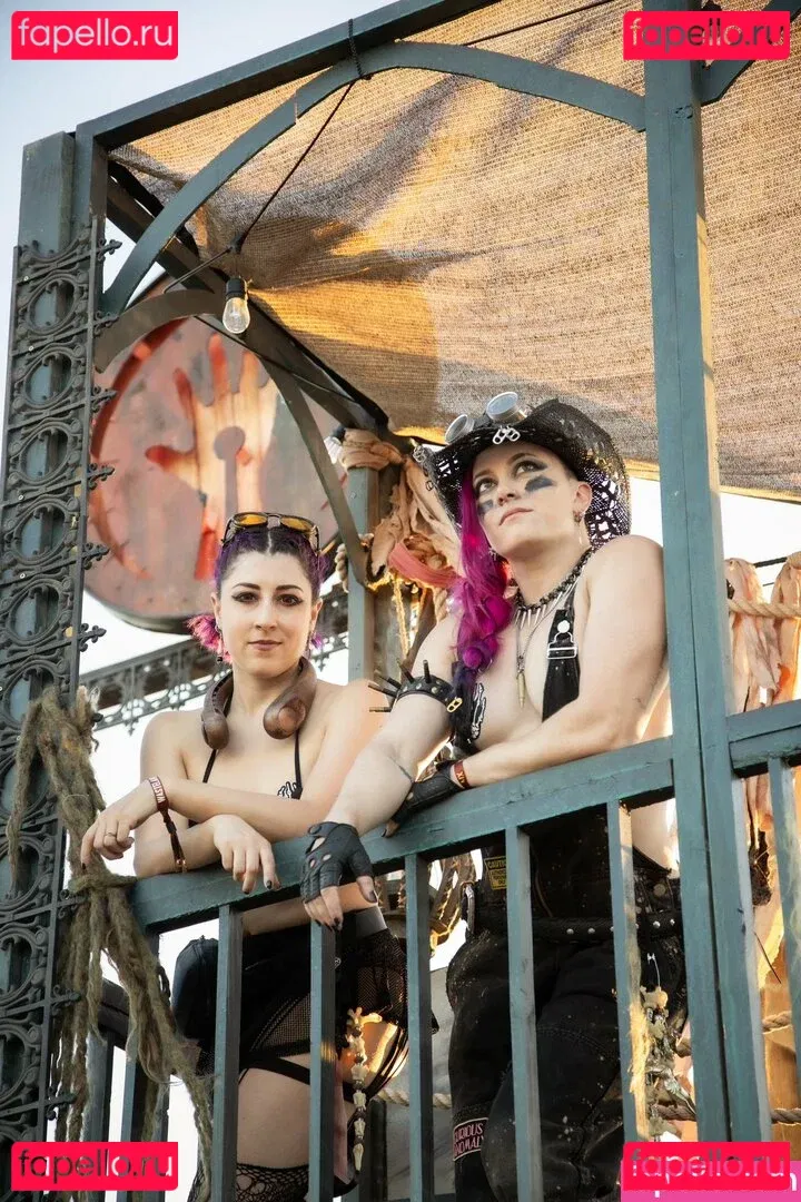 Claire Max Onlyfans Photo Gallery 