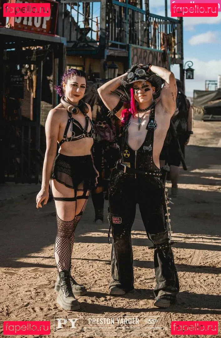 Claire Max Onlyfans Photo Gallery 