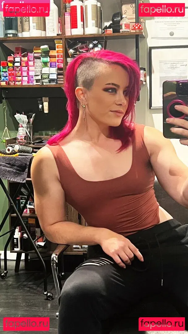 Claire Max Onlyfans Photo Gallery 