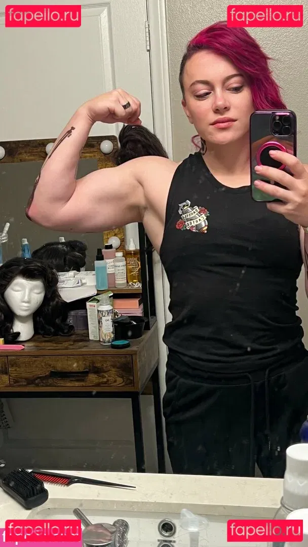 Claire Max Onlyfans Photo Gallery 