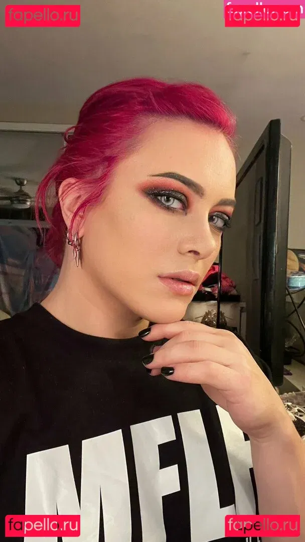 Claire Max Onlyfans Photo Gallery 