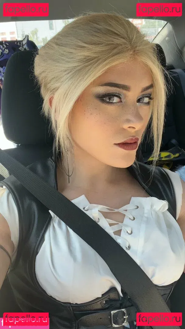 Claire Max Onlyfans Photo Gallery 