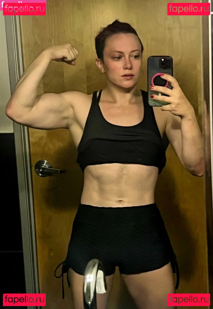 Claire Max Onlyfans Photo Gallery 