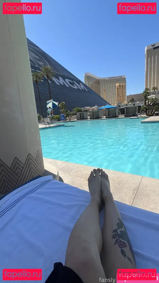 Claire Max Onlyfans Photo Gallery 