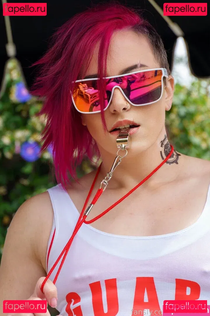 Claire Max Onlyfans Photo Gallery 