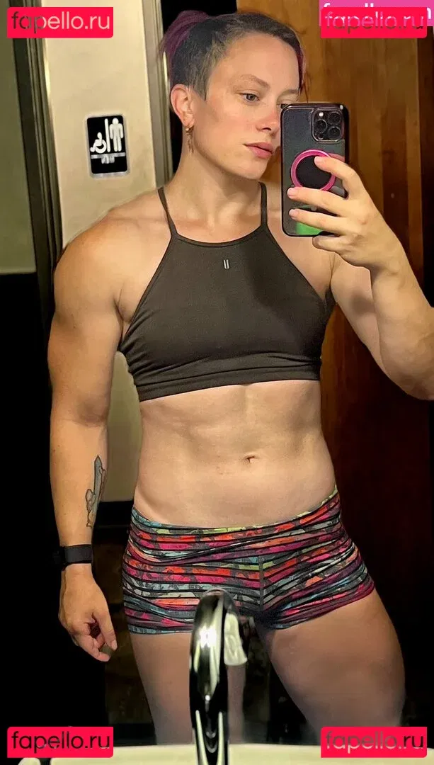 Claire Max Onlyfans Photo Gallery 