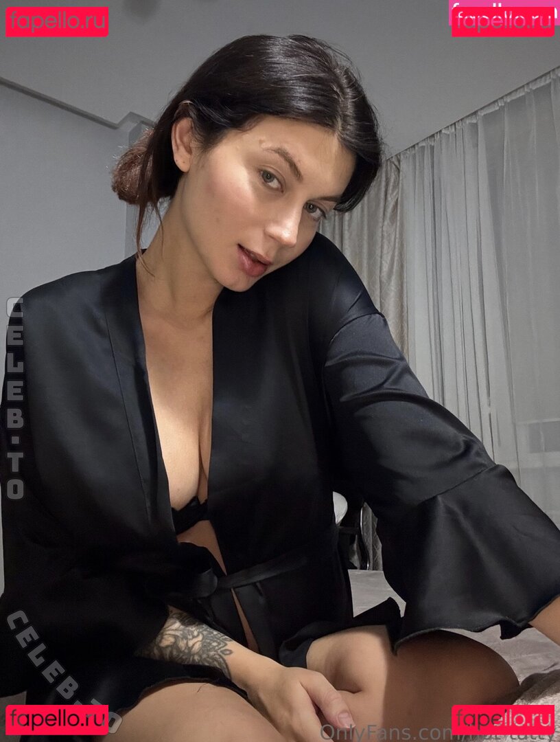 hot-tatty Nude Onlyfans Photo 7