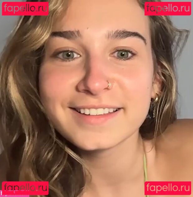 Elenahere4u Nude Onlyfans Photo 8
