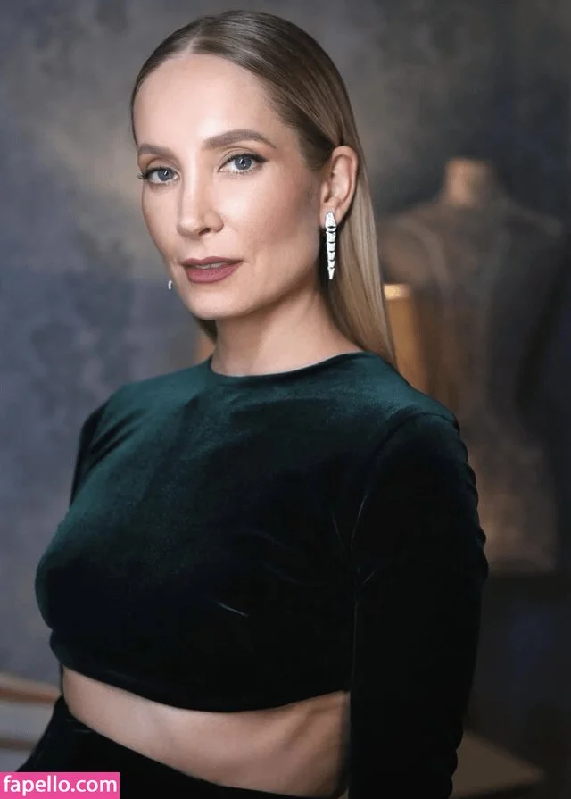 Joanne Froggatt Onlyfans Photo Gallery 