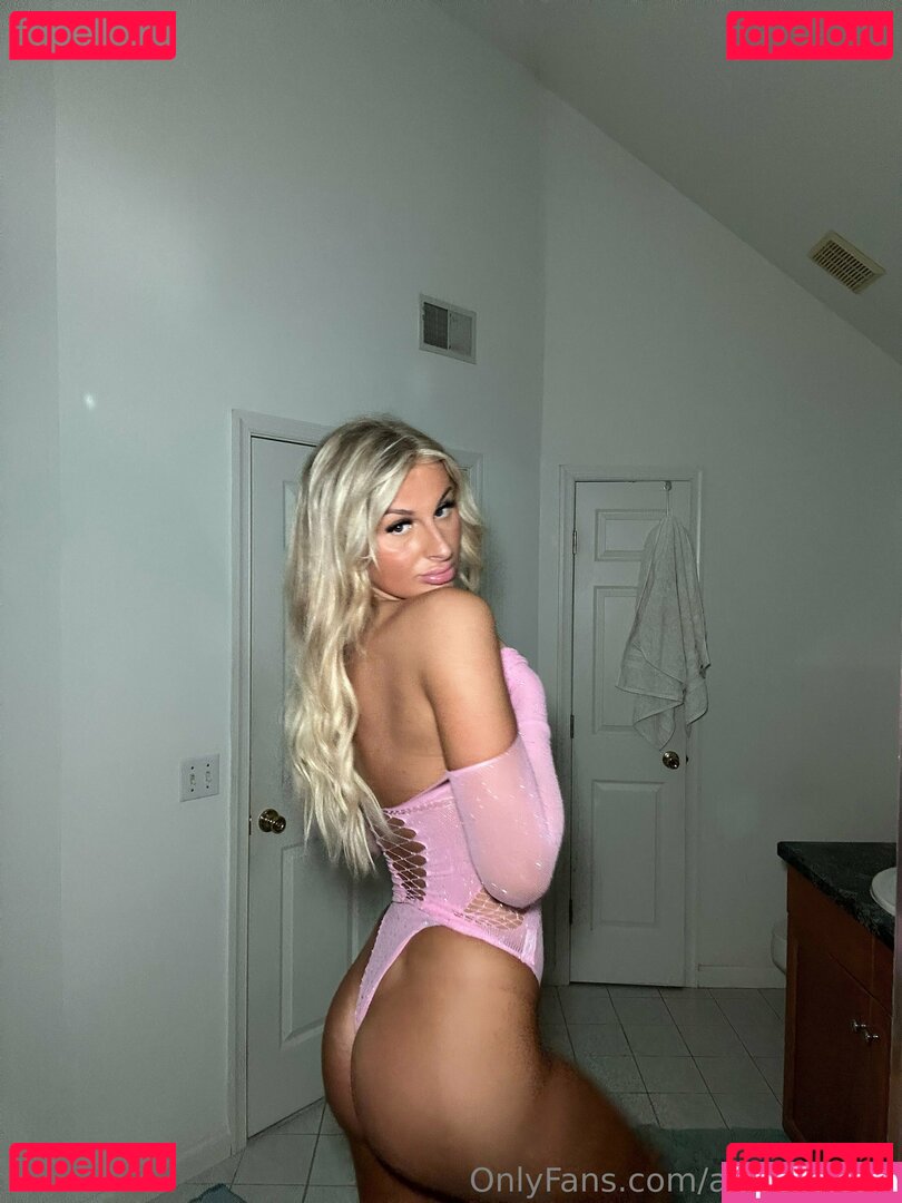 ariaxoxoxo Nude Onlyfans Photo 23