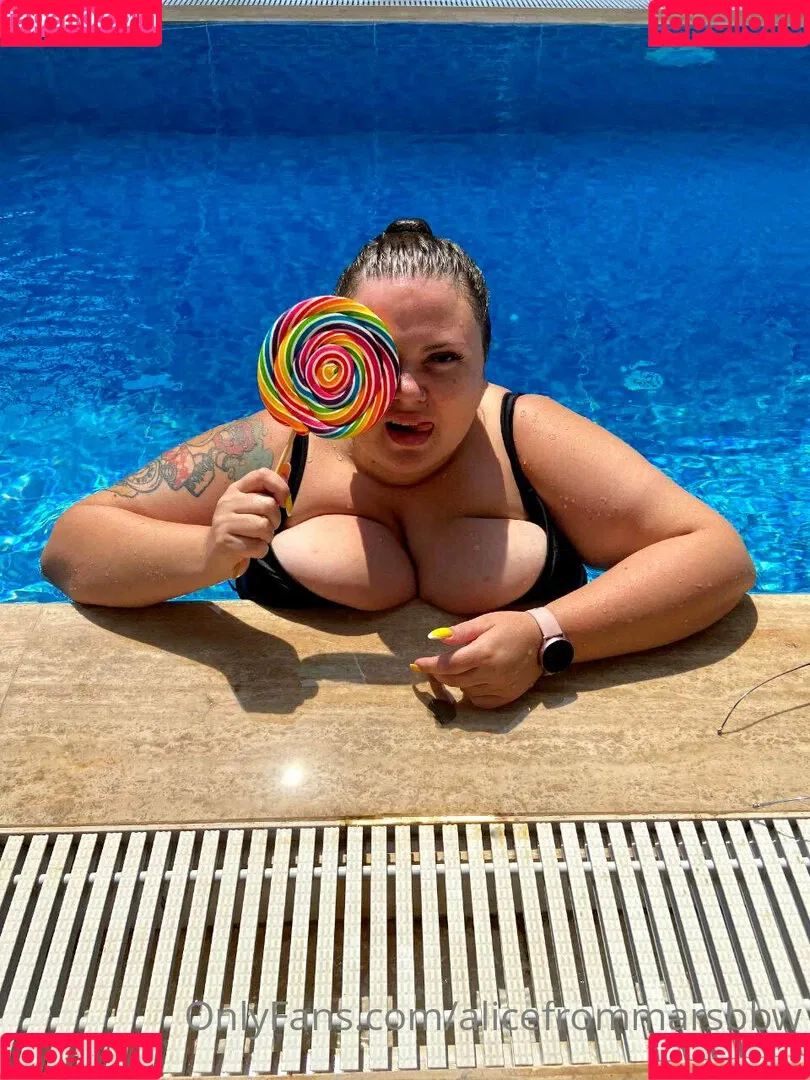 alicefrommarsbbw Onlyfans Photo Gallery 