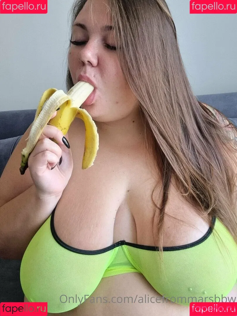 alicefrommarsbbw Onlyfans Photo Gallery 