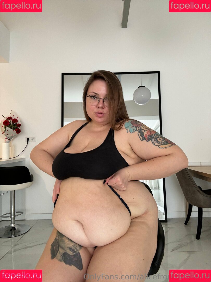 alicefrommarsbbw Onlyfans Photo Gallery 
