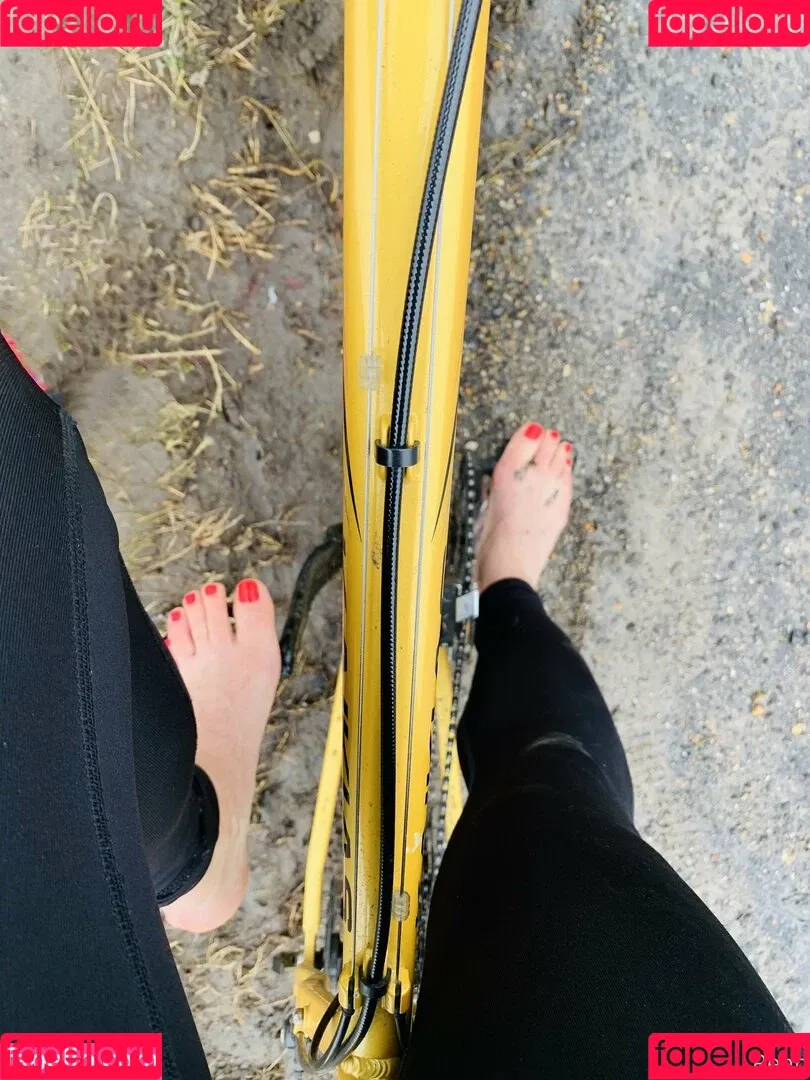 cheekysoles333 Onlyfans Photo Gallery 